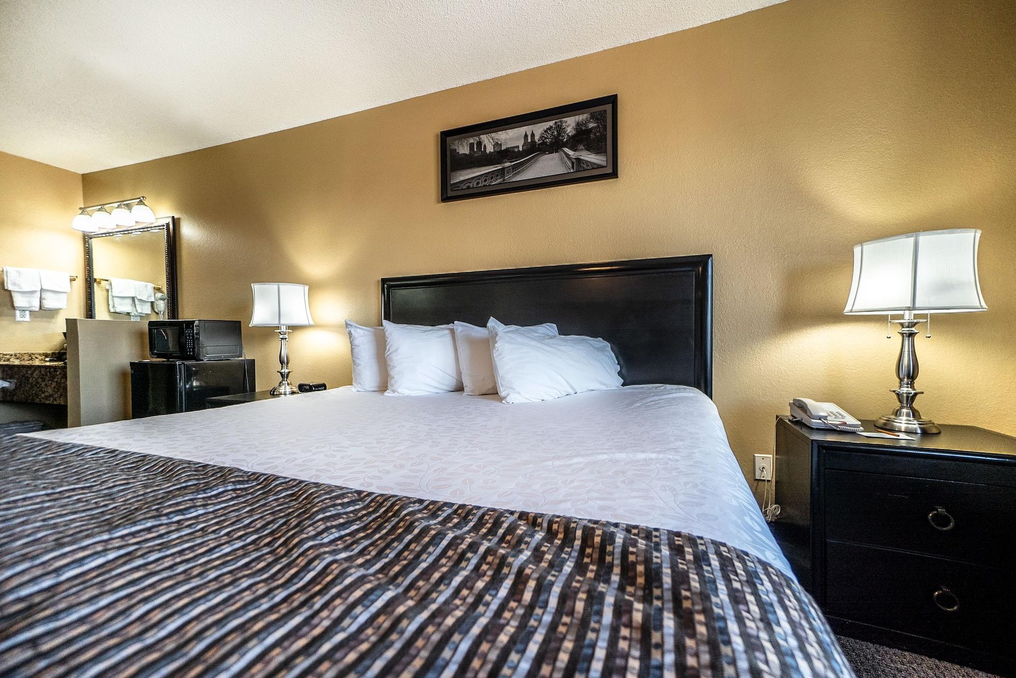 The Stone Castle Hotel & Conference Center Branson Exteriör bild